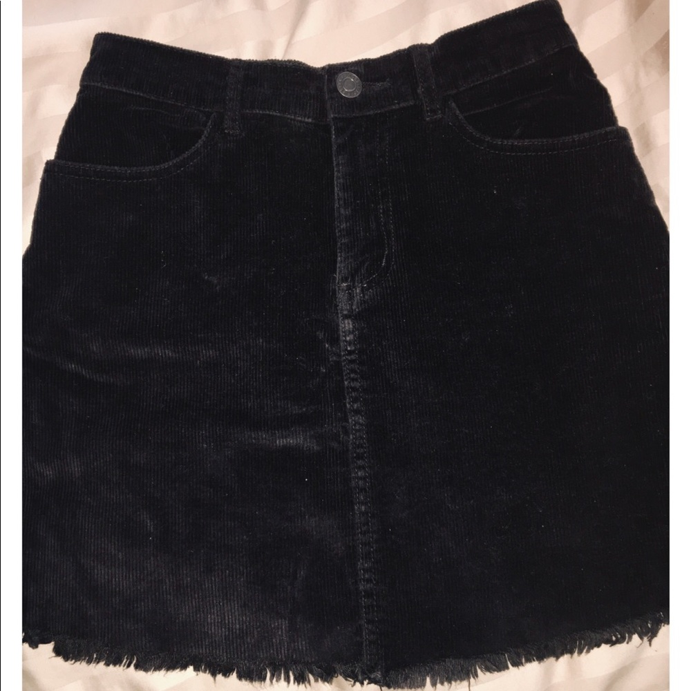 Black corduroy skirt 🖤